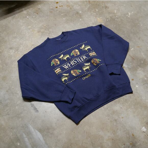 Vintage Y2K Christmas Sweatshirt - Picture 2 of 6